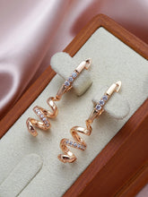 Carica l&#39;immagine nel visualizzatore di Gallery, Rose Gold Drop Earrings for Women Natural Zircon  Earrings Fashion
