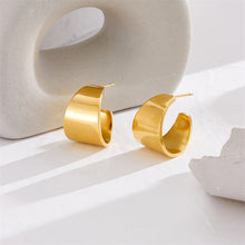 Load image into Gallery viewer, Women Stud Earrings High Quality Rust Proof Earrings  Jewelry
