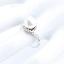 Cargar imagen en el visor de la galería, Wedding tear Pearls Silver Round White Jewelry Sets For Women
