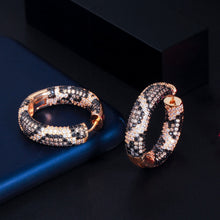 Cargar imagen en el visor de la galería, Luxury tiger Round Circle Hoop Earrings for Women
