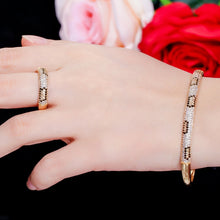 Ladda upp bild till gallerivisning, CZ Stone Yellow Round Open Cuff Bracelets Jewelry Sets for Women
