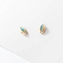 Cargar imagen en el visor de la galería, 925 Sterling Silver Sweet Plant Leaves Charm Stud Earrings For Women
