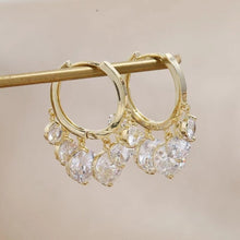 Cargar imagen en el visor de la galería, Multicolor Crystal Tassel Charm Earring for Women

