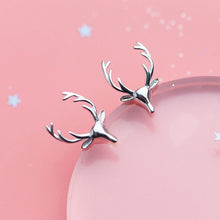 Charger l&#39;image dans la galerie, 925 Sterling Silver Fashion Cute Milo Deer Stud Earrings
